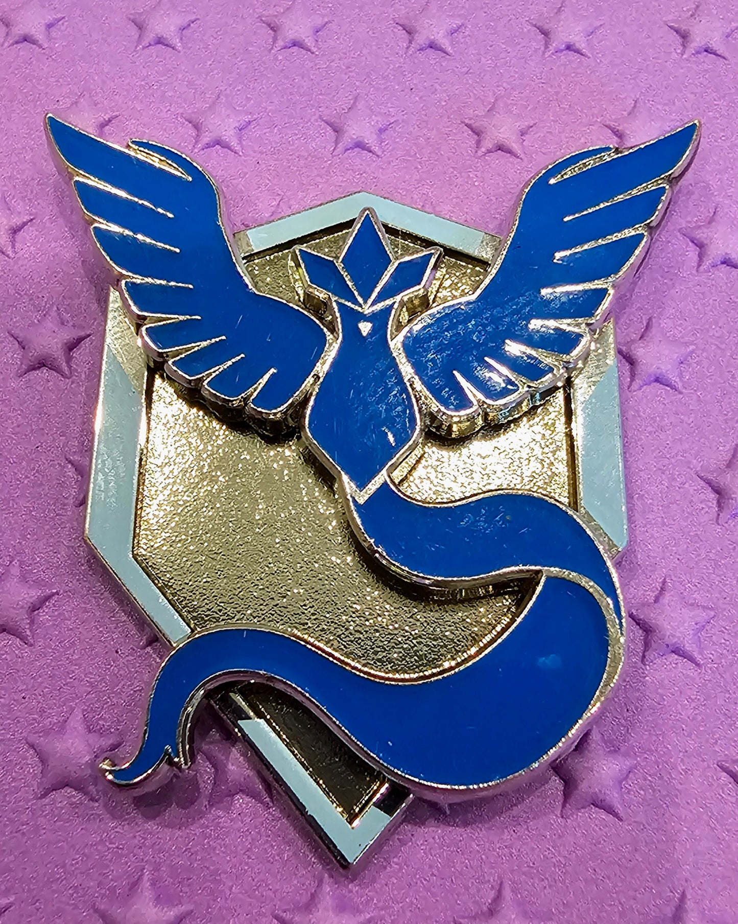 Team Mystic ARTICUNO Pin - Official Metal Pin - Pokemon GO Special Collection Box